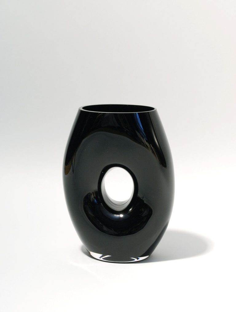 Black Glass Circle Vase West Coast Event Productions, Inc.