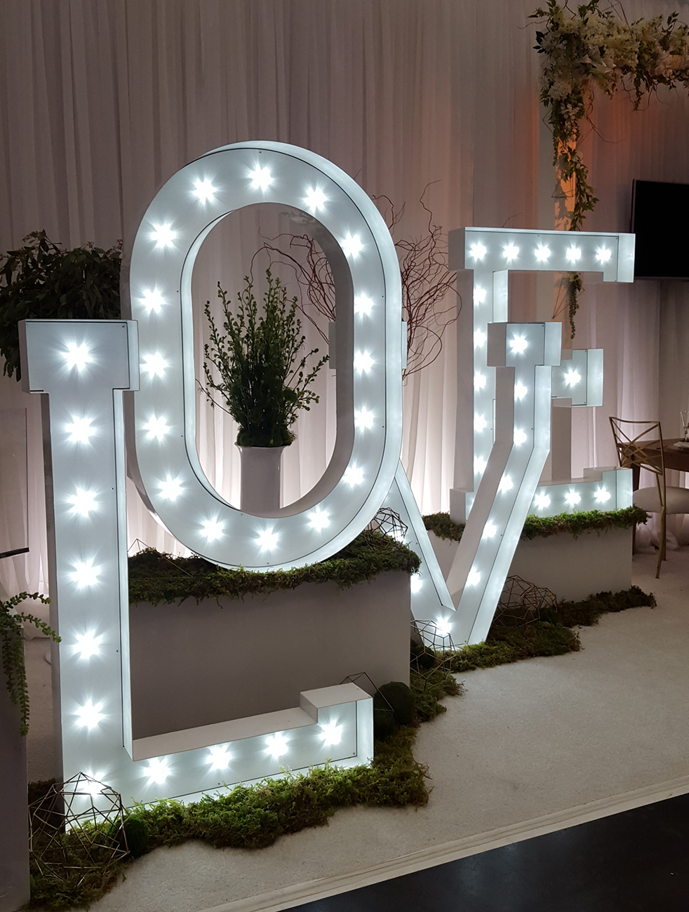marquee LOVE